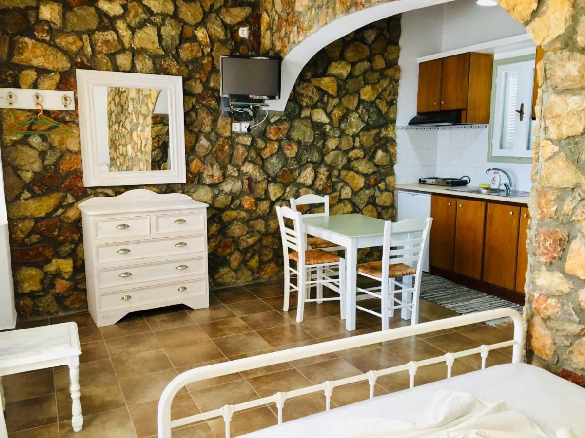 Vareladiko Studios Алинда Экстерьер фото